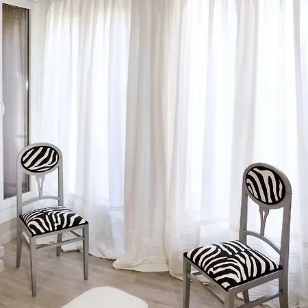 Cal Sisquet - Lola Apartment